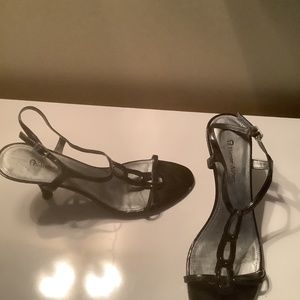 Etienne Aigner black patent sandals size 9